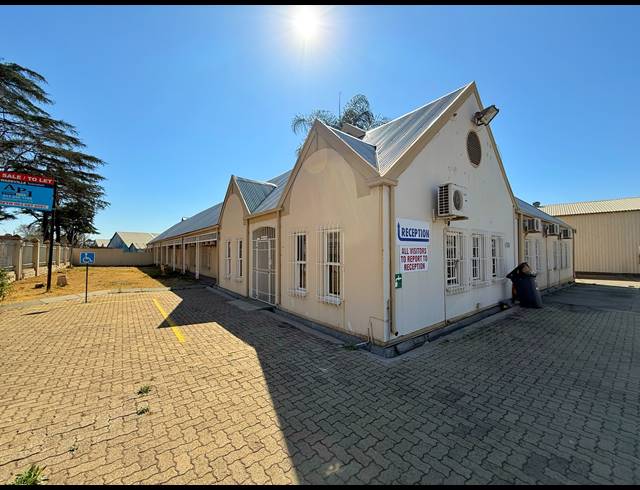 32,345M² WAREHOUSE TO LET IN WADEVILLE